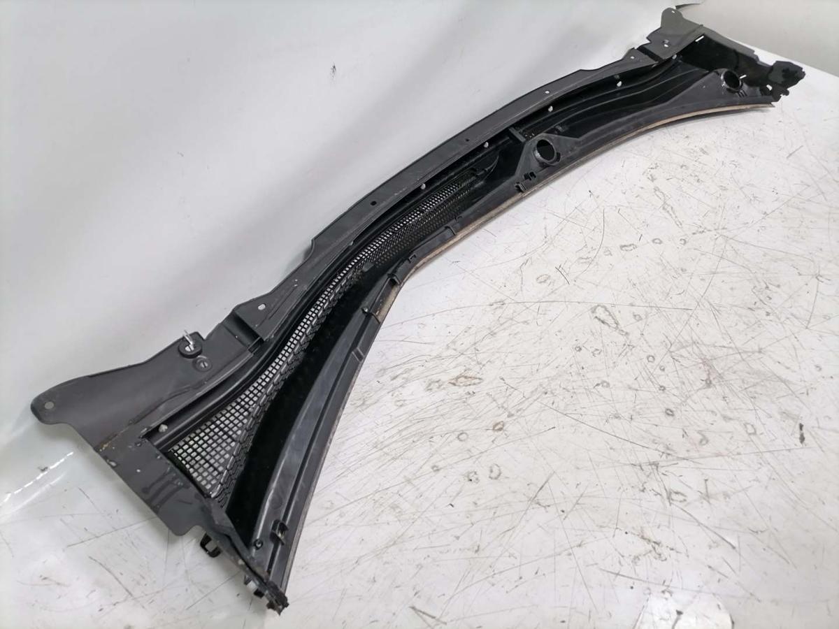 Mitsubishi Eclipse Cross original Windlauf Abdeckung Wasserkasten Facelift Bj.2023